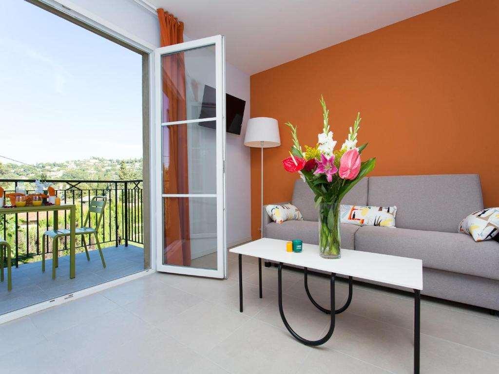 Aparthotel Adonis Mougins Habitación foto